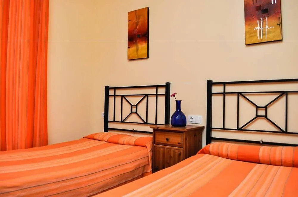 Pension Montorena Seville 2*,