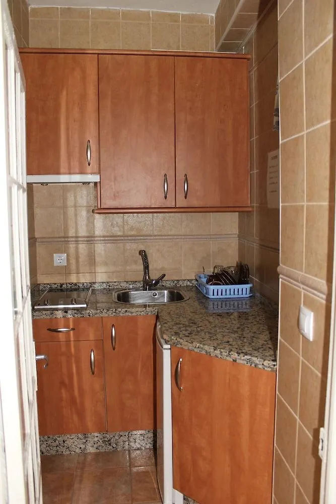 Pension Montorena Seville 2*,